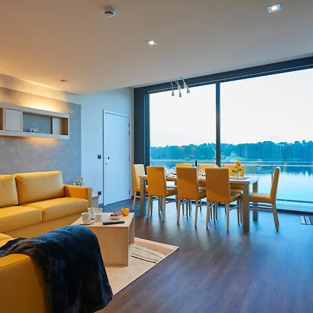Beverly Weekend Apartment *