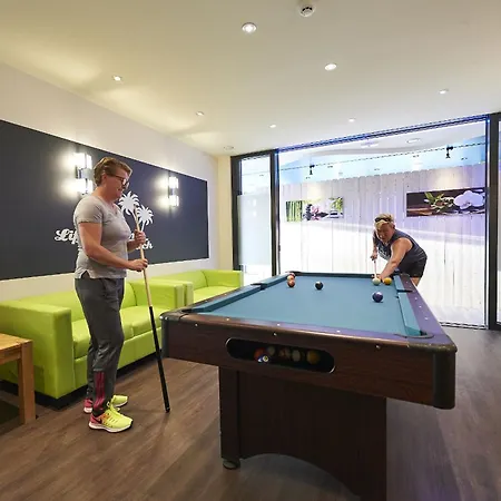 Beverly Weekend Butgenbach