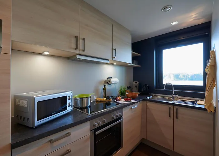 Beverly Weekend Apartment *